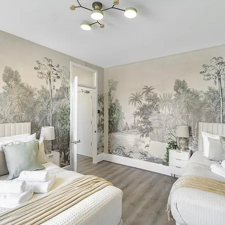 Comfort Heaven Ctr London Next Buckingham Palace